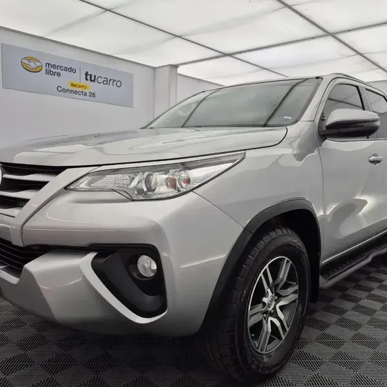 Toyota Fortuner 2020 2.4l Street At Diesel