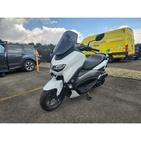 Yamaha  Nmax  155  Connected