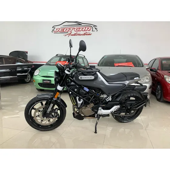 Moto Husqvarna Svartpilen 200 2022