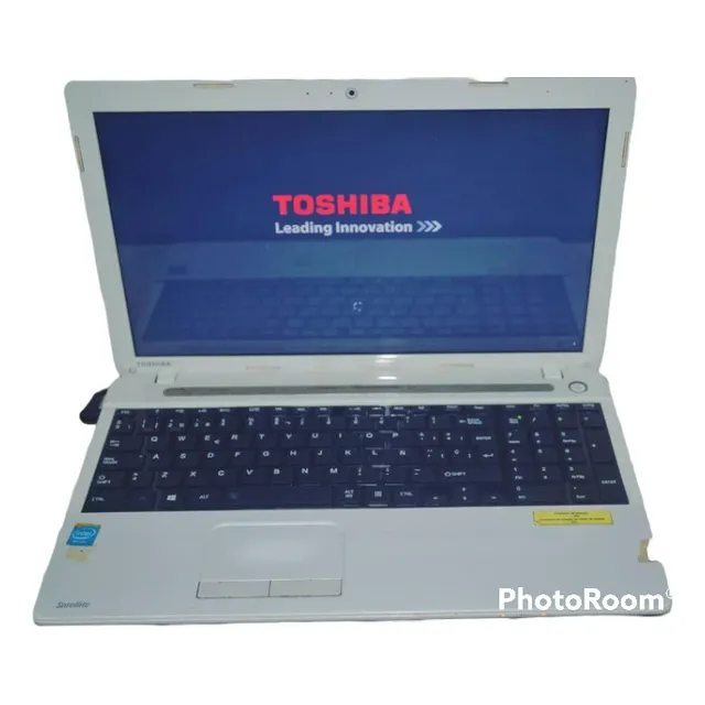 Laptop Toshiba Satélite C50 Blanca 