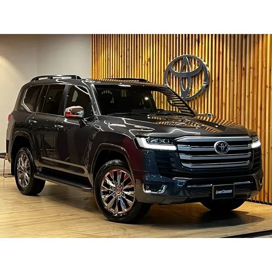 Toyota Land Cruiser 300 3.4 Zx