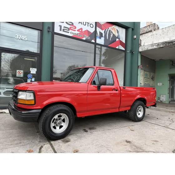 Ford F-100 4.9 I Xlt