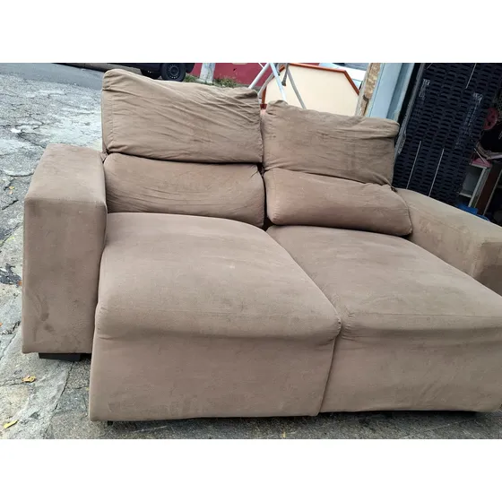 Sofá Reclinavel 3 Lugares  Usado Marrom-claro Liso