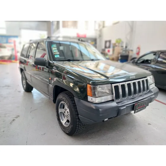 Jeep Cherokee 4.o Laredo