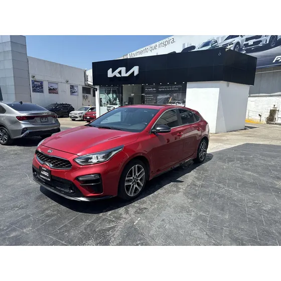 Kia Forte 2.0 Hb 5 P Gt Line At