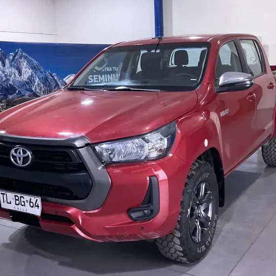 Toyota Hilux 2024 Hilux Sr 2.8 Tlbg64 2024 en San Joaquín - RM (Metropolitana) usado