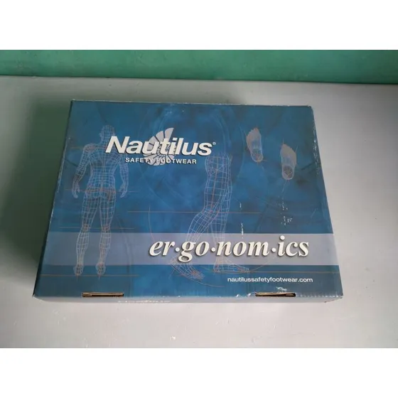 Botas Nautilus Talla Mediano 43.5 Nuevas