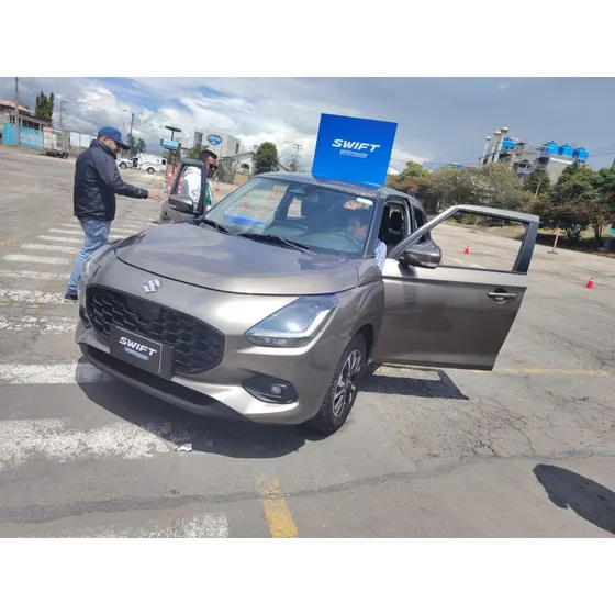 Suzuki Swift Disponible Glx At