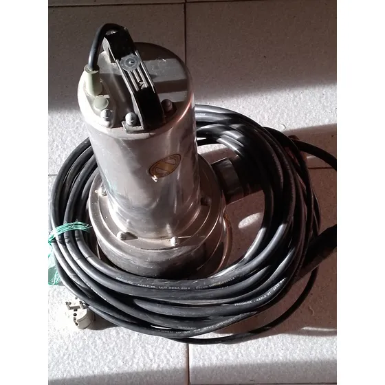 Bomba Sumergible Irlandesa Abs 1 Hp, Ref:220 Cable De 15m