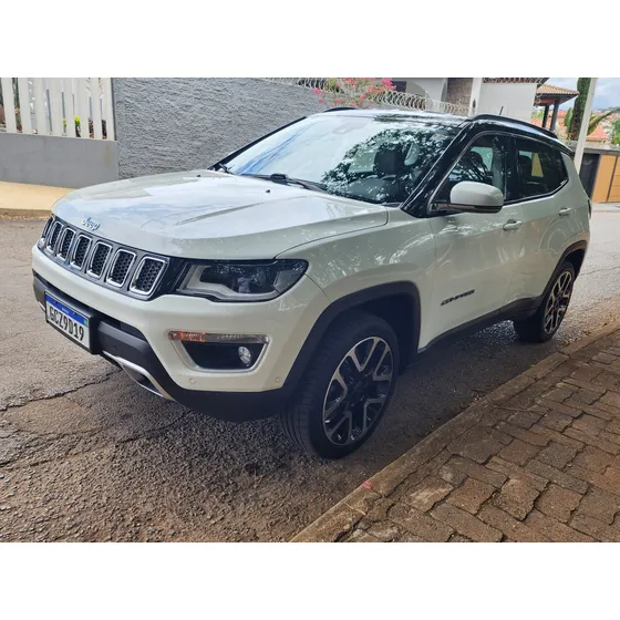 Jeep Compass 2.0 Limited 4x4 Aut. 5p