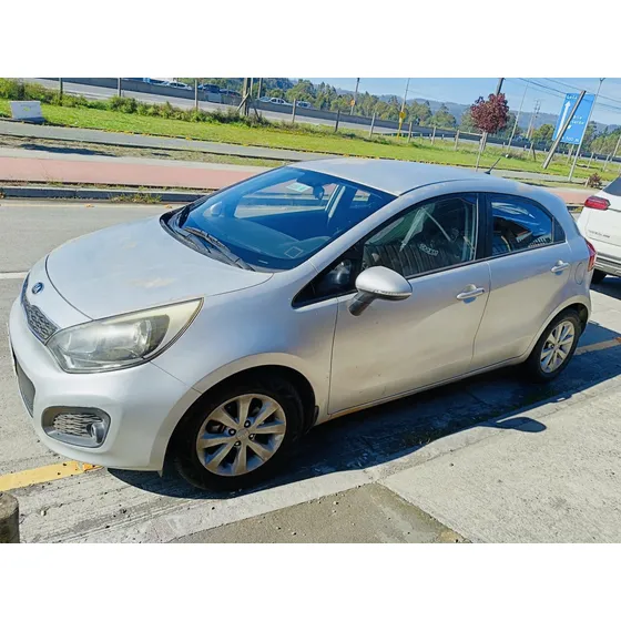 Kia Rio 4 Ex 1.4l 6mt Ac Dab Abs