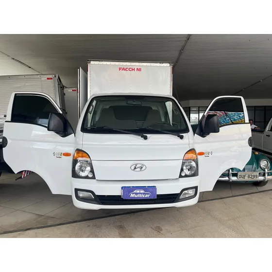 Hyundai Hr 2.5 Hd Cab. Curta S/ Carroceria Tci 2p 6 Marchas