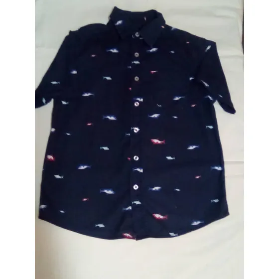 Camisa Manga Corta Azul Marino Con Detalles Pececitos 