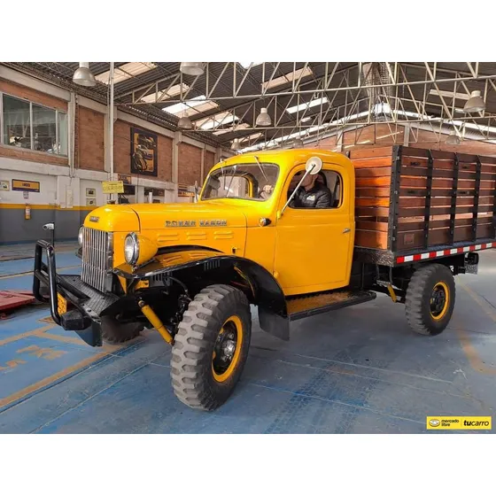 Dodge Power Wagon Camioneta 4x4 3000 Clasico Antiguo