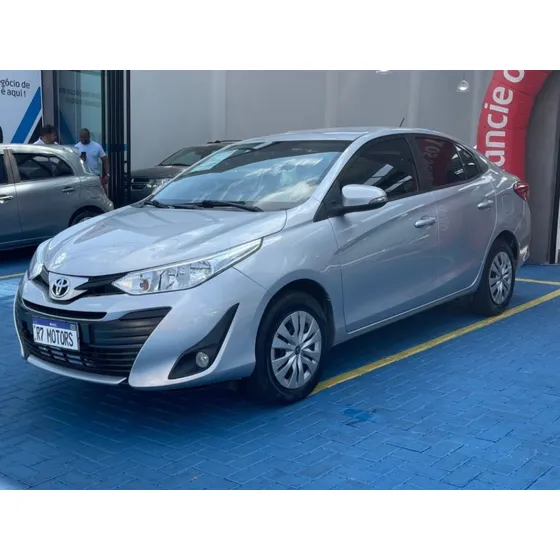 Toyota Yaris Sedán 1.5 16v Flex Sedan Xl Multidrive