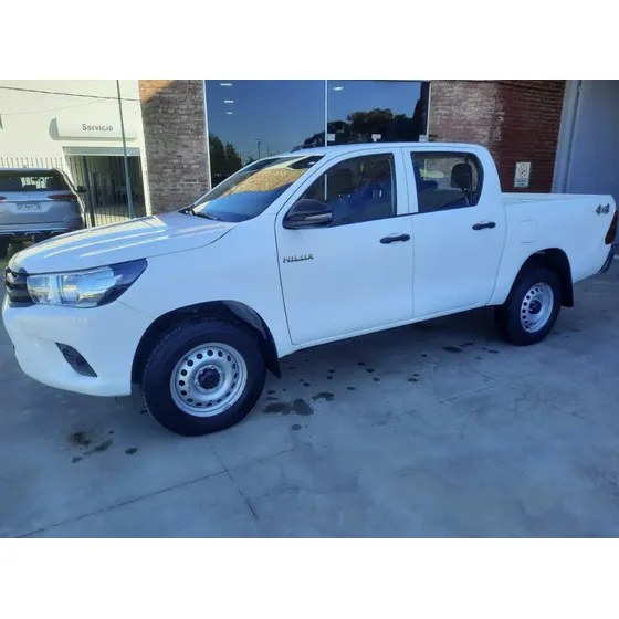 Toyota Hilux Pick-up 2.4 Cd Dx 150cv 4x4
