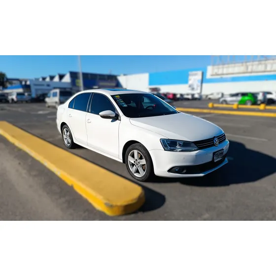Volkswagen Vento 2.5 Luxury 170cv