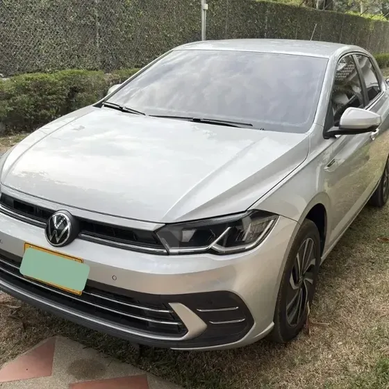 Volkswagen Polo 2024 1.0 Highline At6