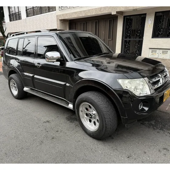 Mitsubishi Montero 2013 3.2 V98 Wagon