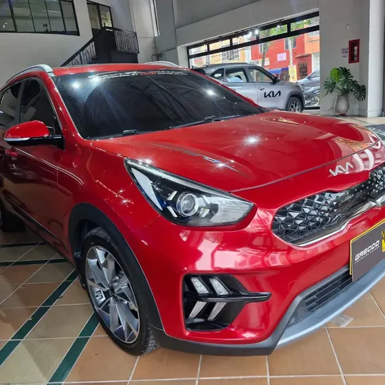 Kia Niro Hibrido 2023 1.6 Hev Zenith At