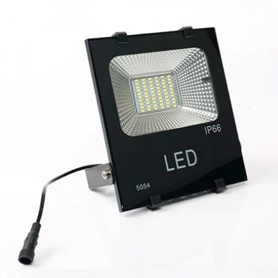 Reflector Led Flood Lignht 20w Proteccion Ip66 Somos Tienda 