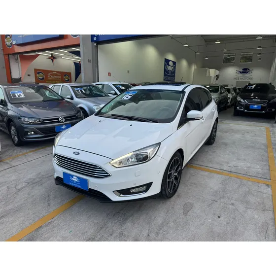 Ford Focus 2.0 Titanium Flex Powershift 5p