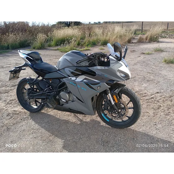 Cfmoto 300sr