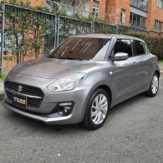 Suzuki Swift Hibrido 2022 1,2cc Hatchback Hibrido