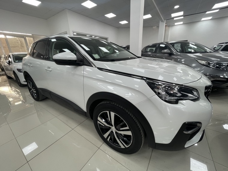 Peugeot 3008 Active Bluehdi 130 Mt 2020