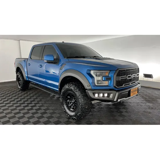 Ford F-150 Svt Raptor (supercrew)