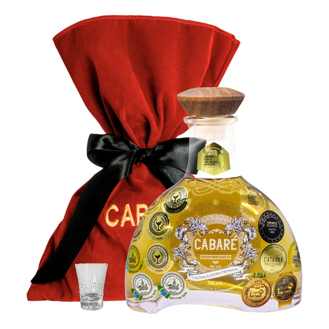 Cachaça Cabaré Extra Premium 15 Anos 700 Ml + Copo Brinde