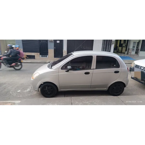 Chevrolet Spark 1.0 Lt M200