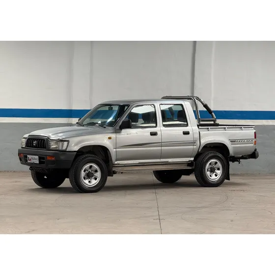 Toyota Hilux Pick-up 3.0 Cd Sr C/ab 171cv 4x2