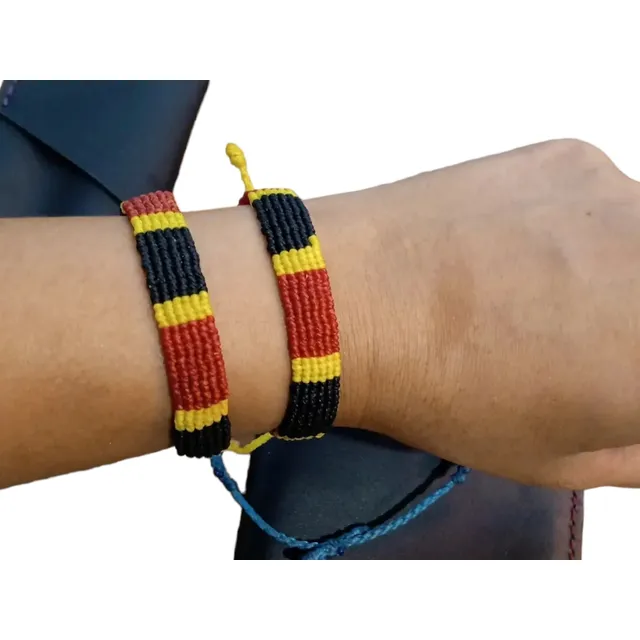 Pulsera Coral Macramé