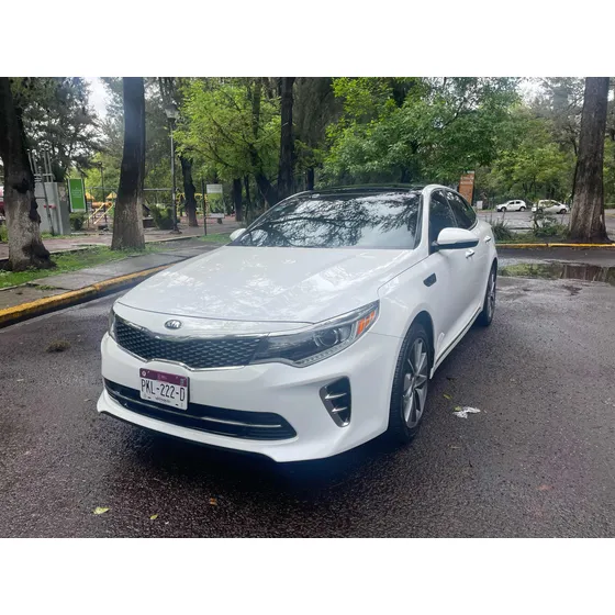 Kia Optima 2.0 L Turbo Gdi Sxl At