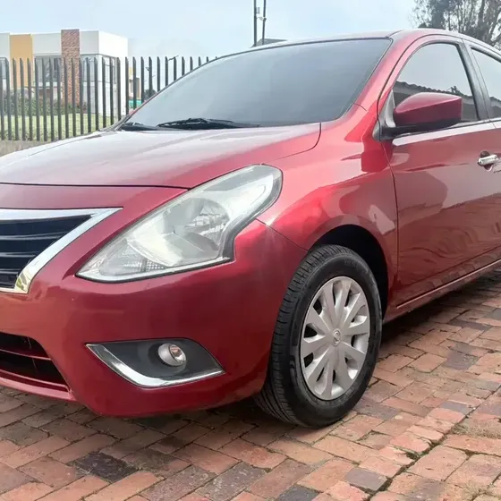 Nissan Versa 2017 1.6 Sense