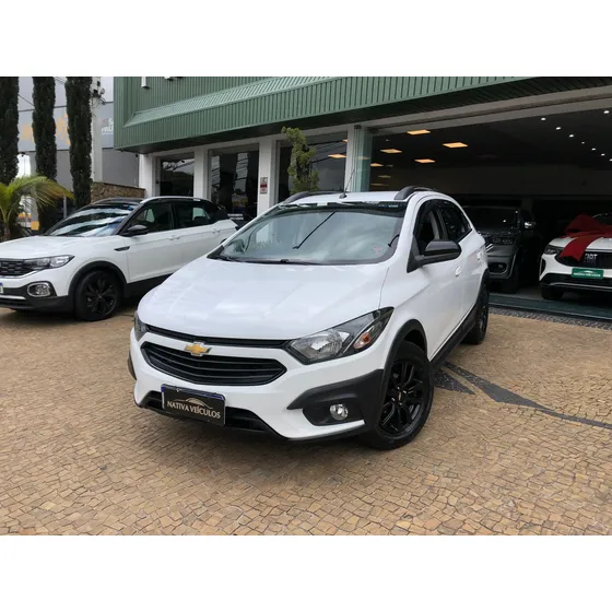 Chevrolet Onix 1.4 Mpfi Activ 8v Flex 4p Manual