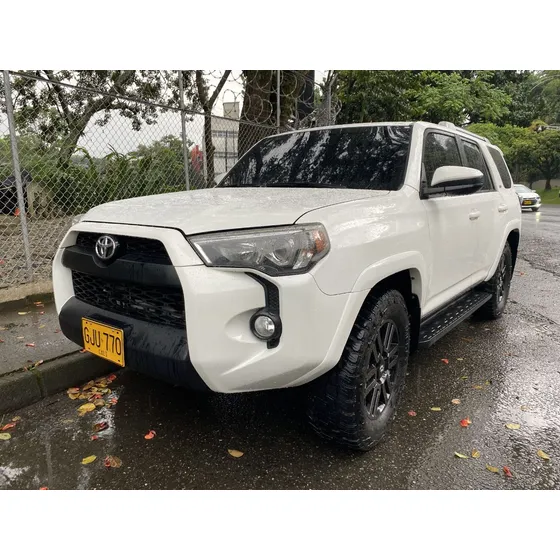 Toyota 4runner 4.0 Sr5 Blindaje 2.0 Plus
