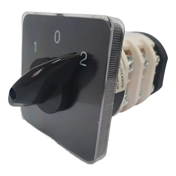 Transferencia Manual Trifásica 40 Amp 1-0-2 (conmutador)