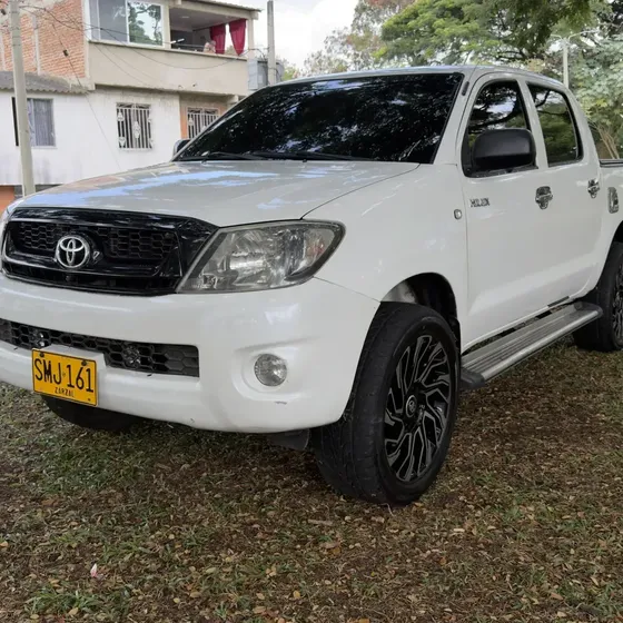 Toyota Hilux 2012 Vigo 2.4