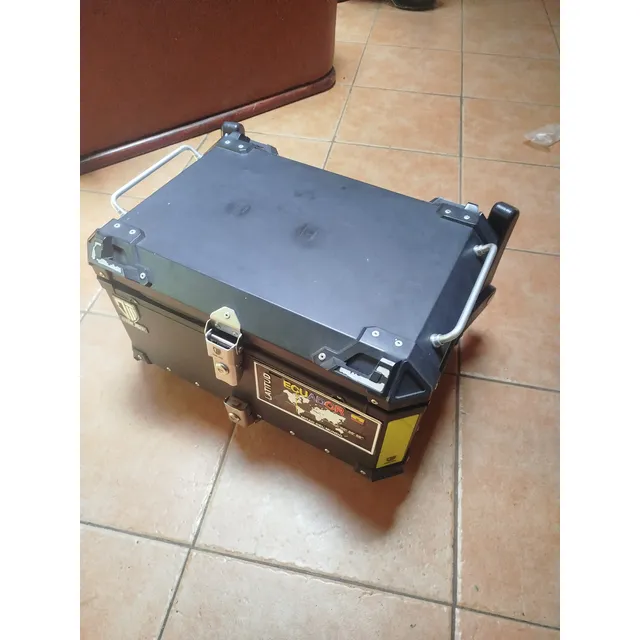 Maletero Posterior Central Moto 60 Lt Che-jue