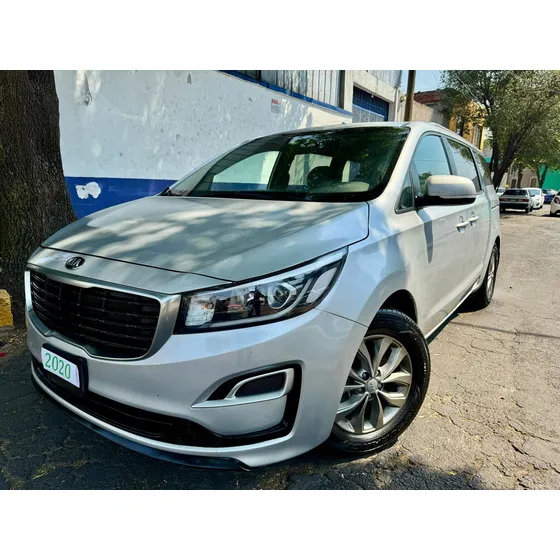 Kia Sedona 2.0 Lx At