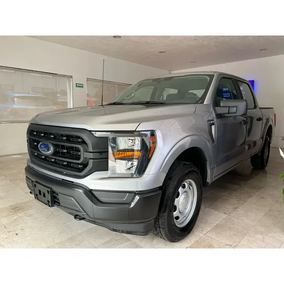 Ford F-150 5.0l Xlt Doble Cabina V8 4x2 At
