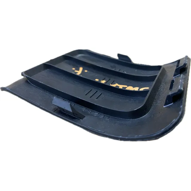Tapa Interior Fusibles 12-17 Suzuki Swift 76282-68l0
