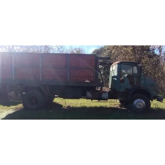 Camion Mercedes Benz