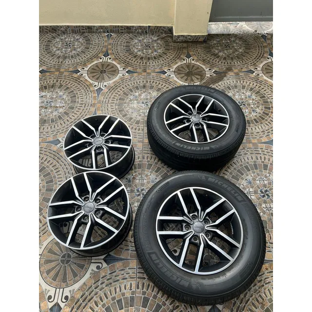 Vendo Aros Originales Oem Y Gomas De Jeep Grand Cherokee