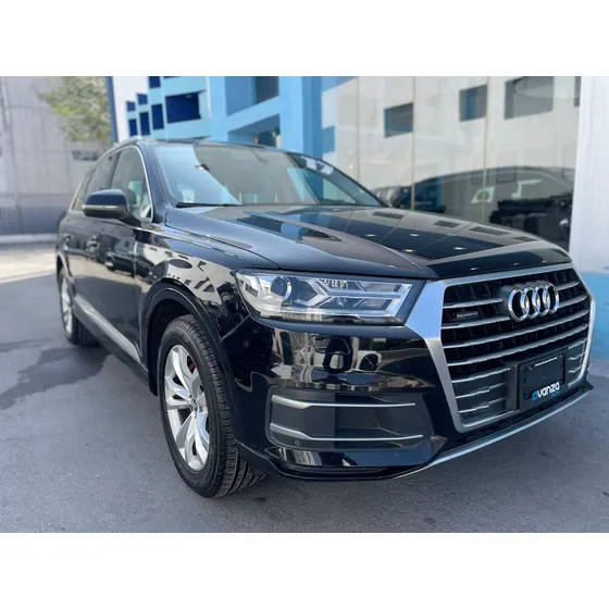 Audi Q7 3.0 V6 Elite 7 Pasajeros At