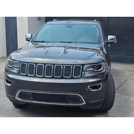 Jeep Grand Cherokee 3.6 Limited Lujo 4x2 Mt