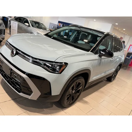 Volkswagen Taos 1.4 Tsi Highline At