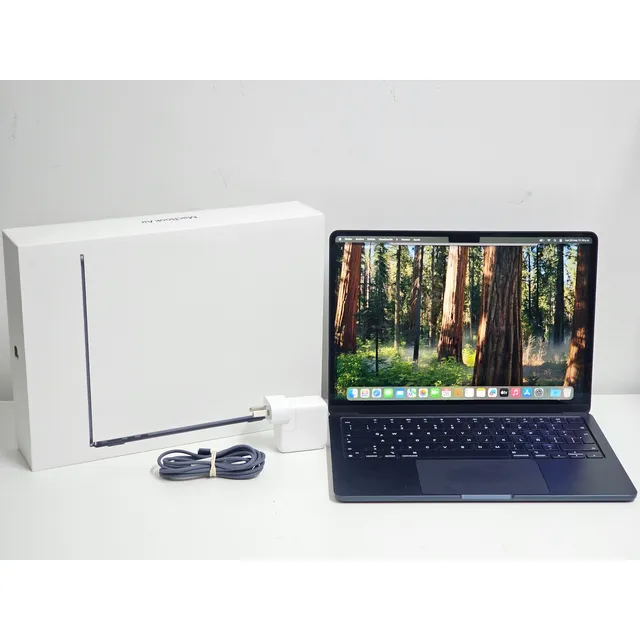Macbook Air 13 2022 M2 256gb 8 Gb Ram Con Caja Y Cargador